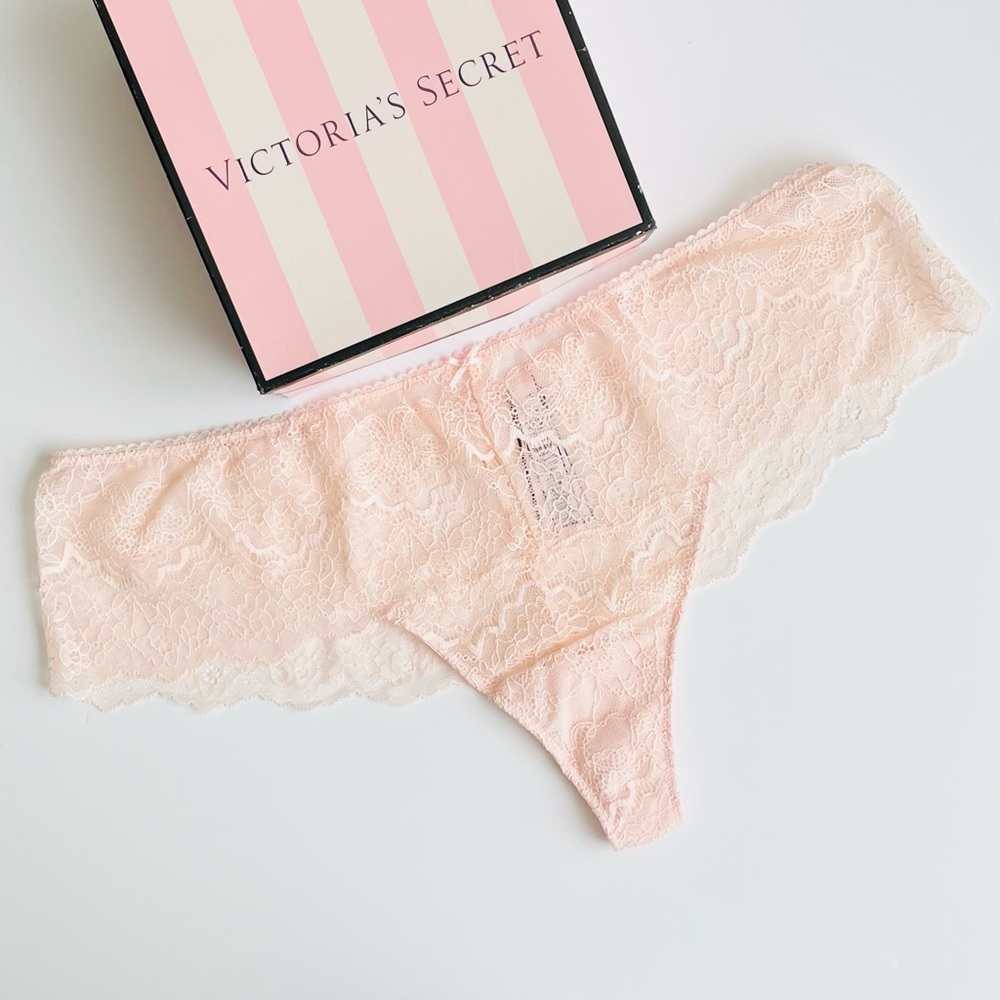 XXL Victoria’s Secret Dream Angels soft pink lace thong